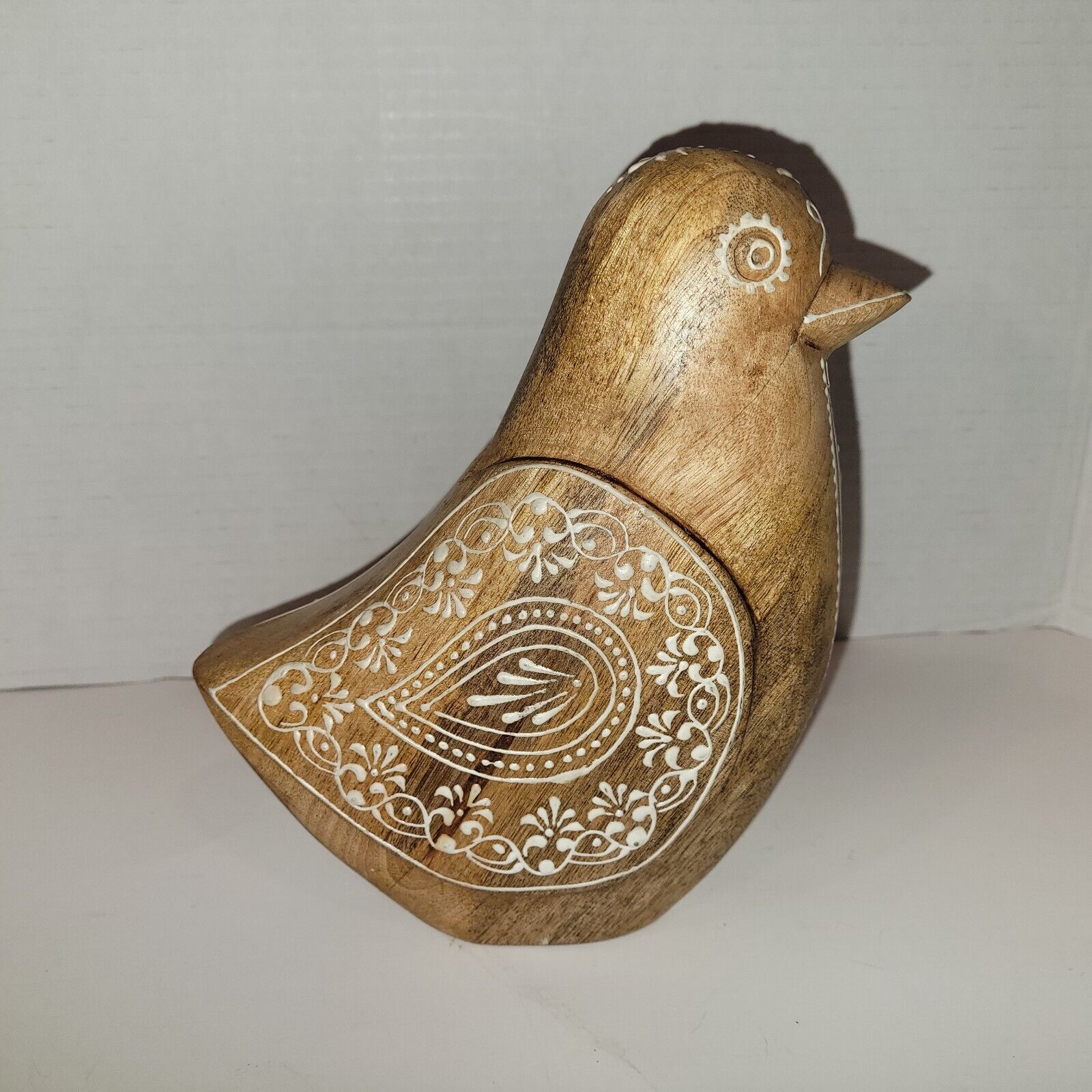 Hand Carved and Hand Painted Wooden Bird Figurine 7\