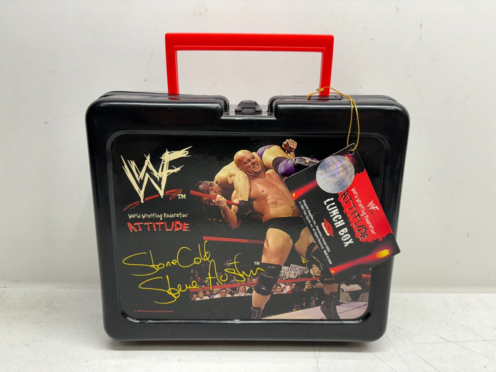 TITAN SPORTS - 1999 WWF ATTITUDE ERA LUNCHBOX - STONE COLD STEVE AUSTIN - #38
