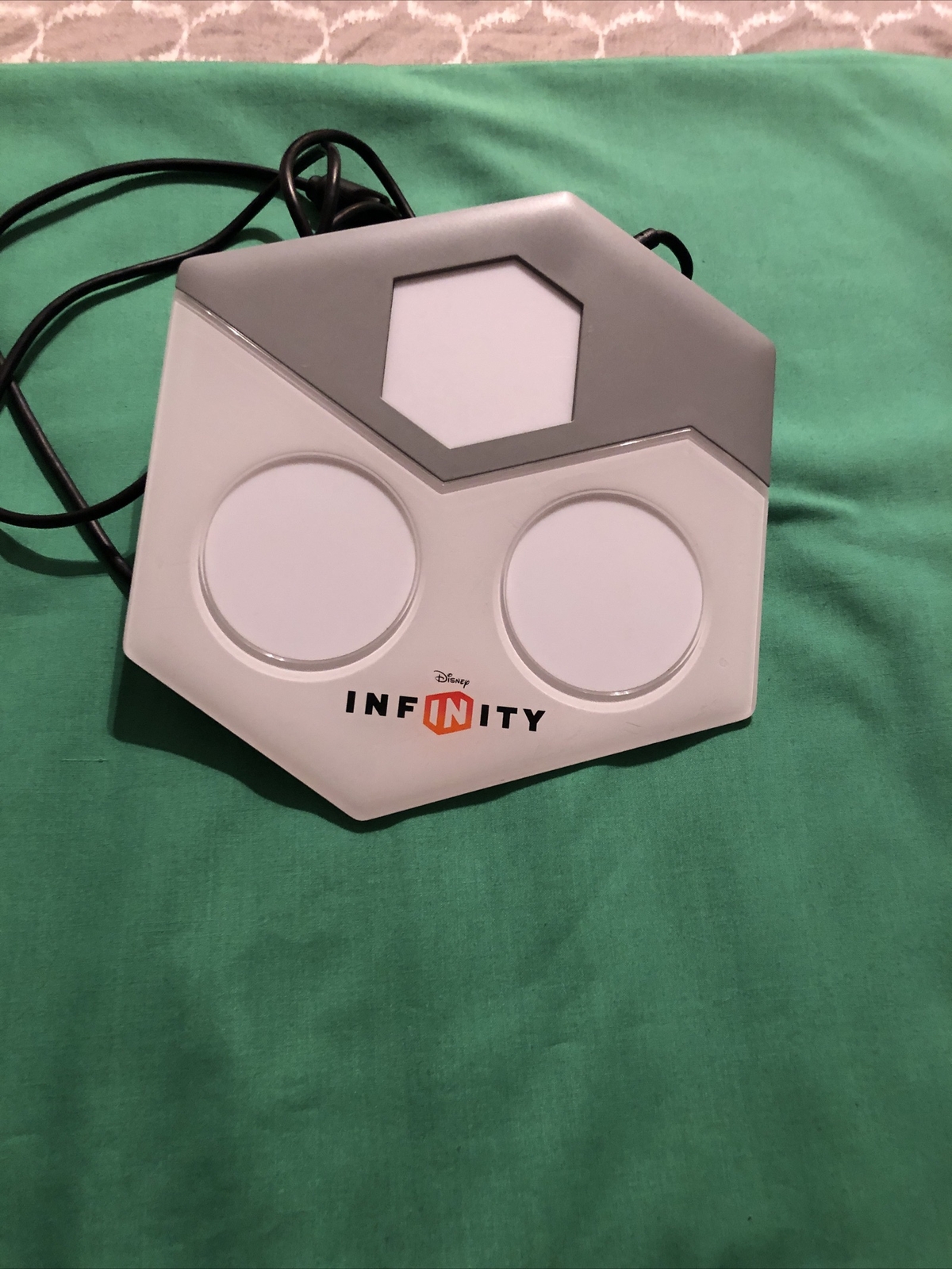 Disney Infinity 3.0, 2.0, 1.0 Portal Base Xbox One Wii PS3 PS4 Model