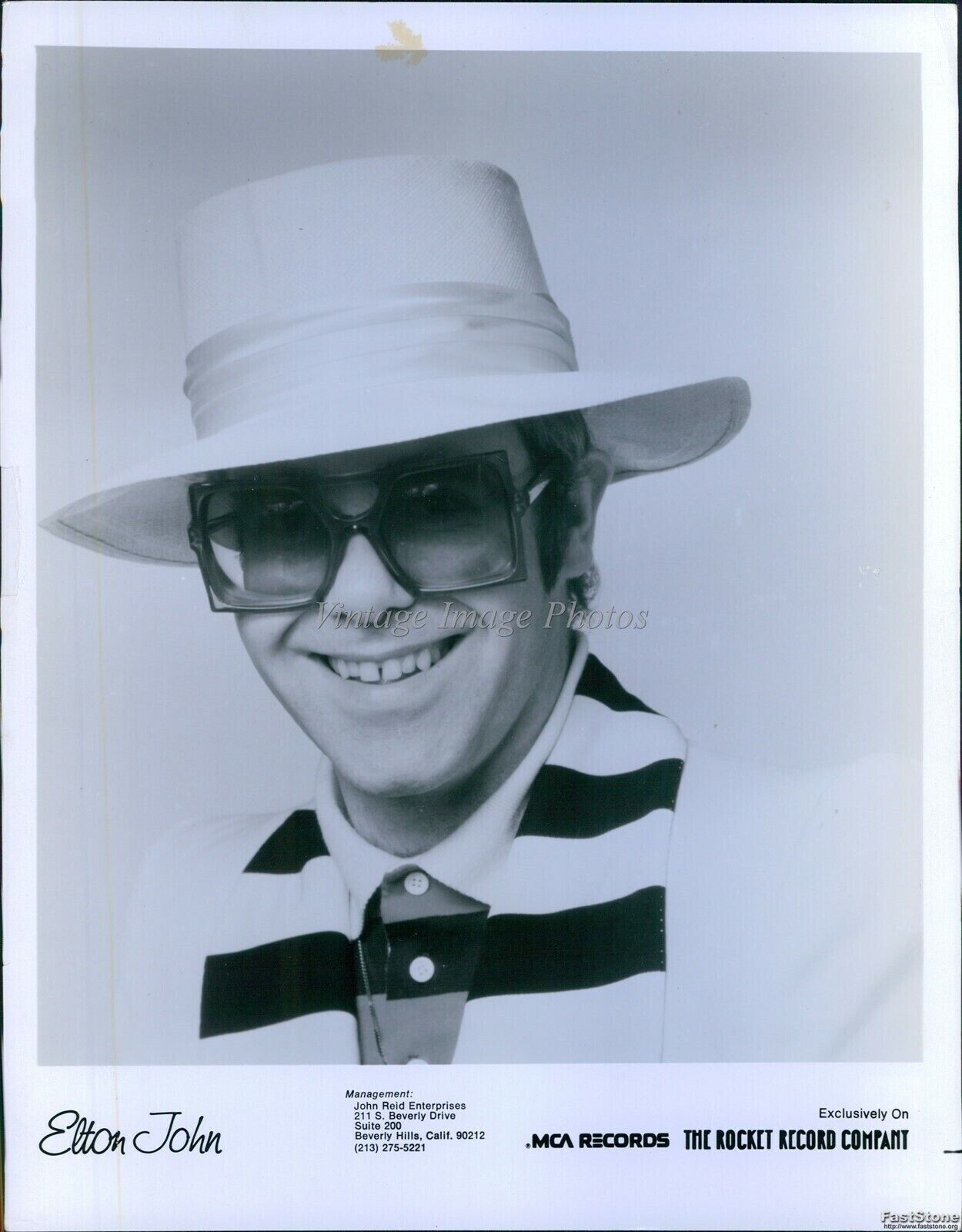 1977 Elton John Mca Records Singer Pianist Songwriter Musician 8X10 Press Photo