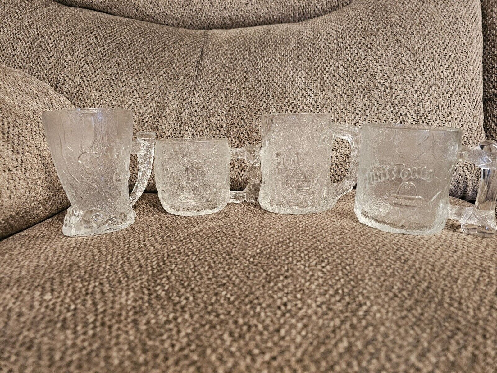 VINTAGE Flintstones 1993 RocDonalds Glass Mugs COMPLETE Set Of 4 Vtg McDonalds