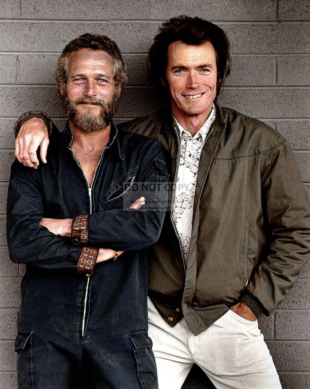 PAUL NEWMAN AND CLINT EASTWOOD IN 1972 - 8X10 PUBLICITY PHOTO (OP-006)
