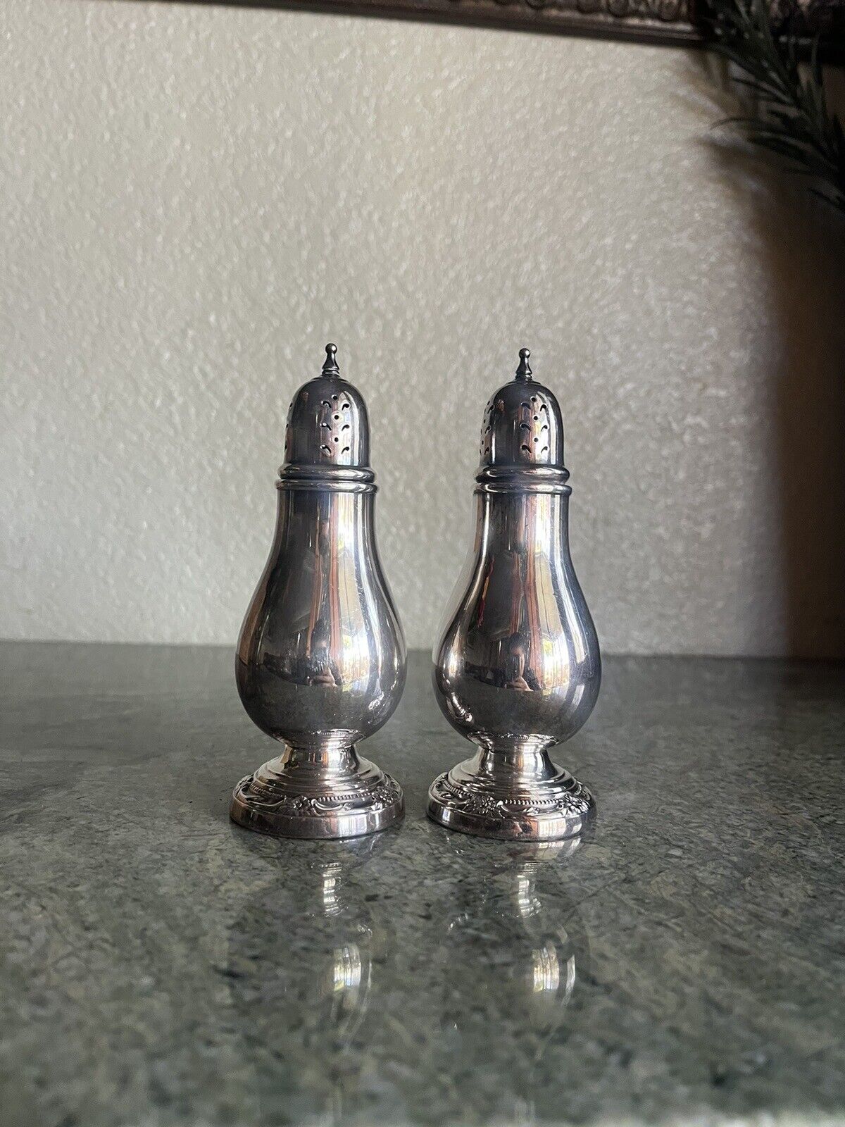 Vintage Remembrance Salt and Pepper Shakers 1847 Rogers Bros. Silverplated