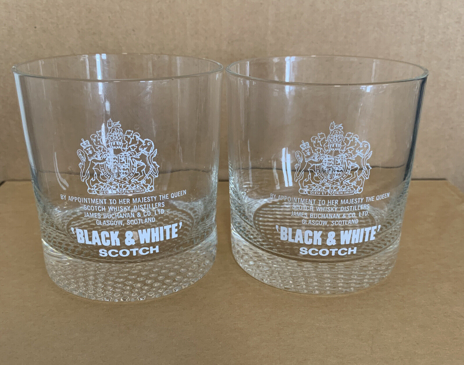 James Buchanan BLACK & WHITE Scotch Liquor Bar Drink Glasses