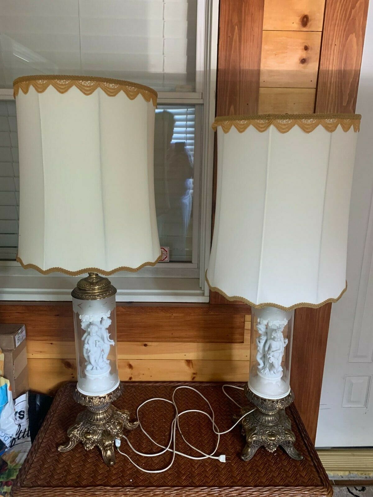 Two Italian Style Frosted Glass Cylinder Lamps with Ceramic Figural Cherubs 