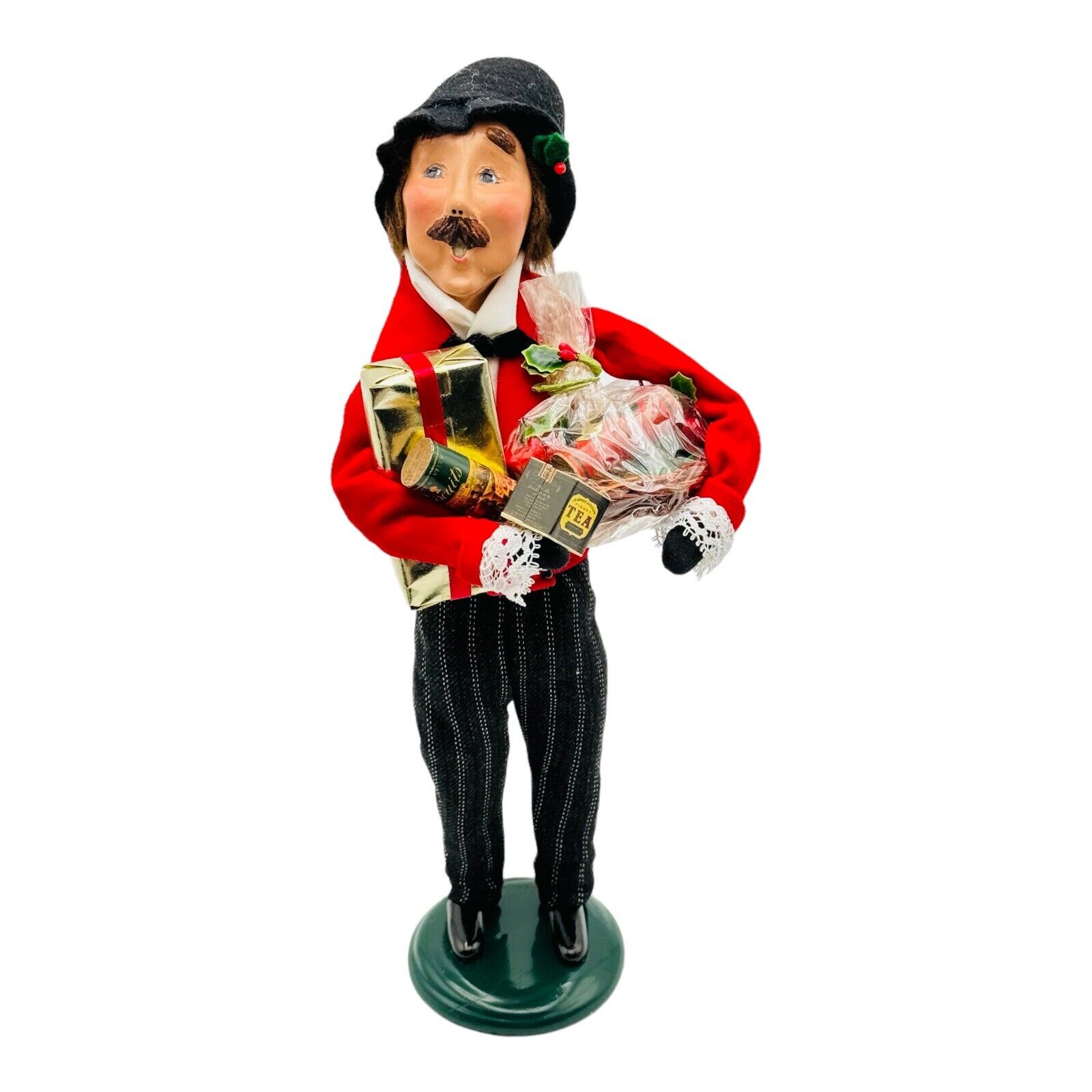 Byers Choice Christmas Caroler Man With Tea And Cookies Crabtree & Evelyn NEW