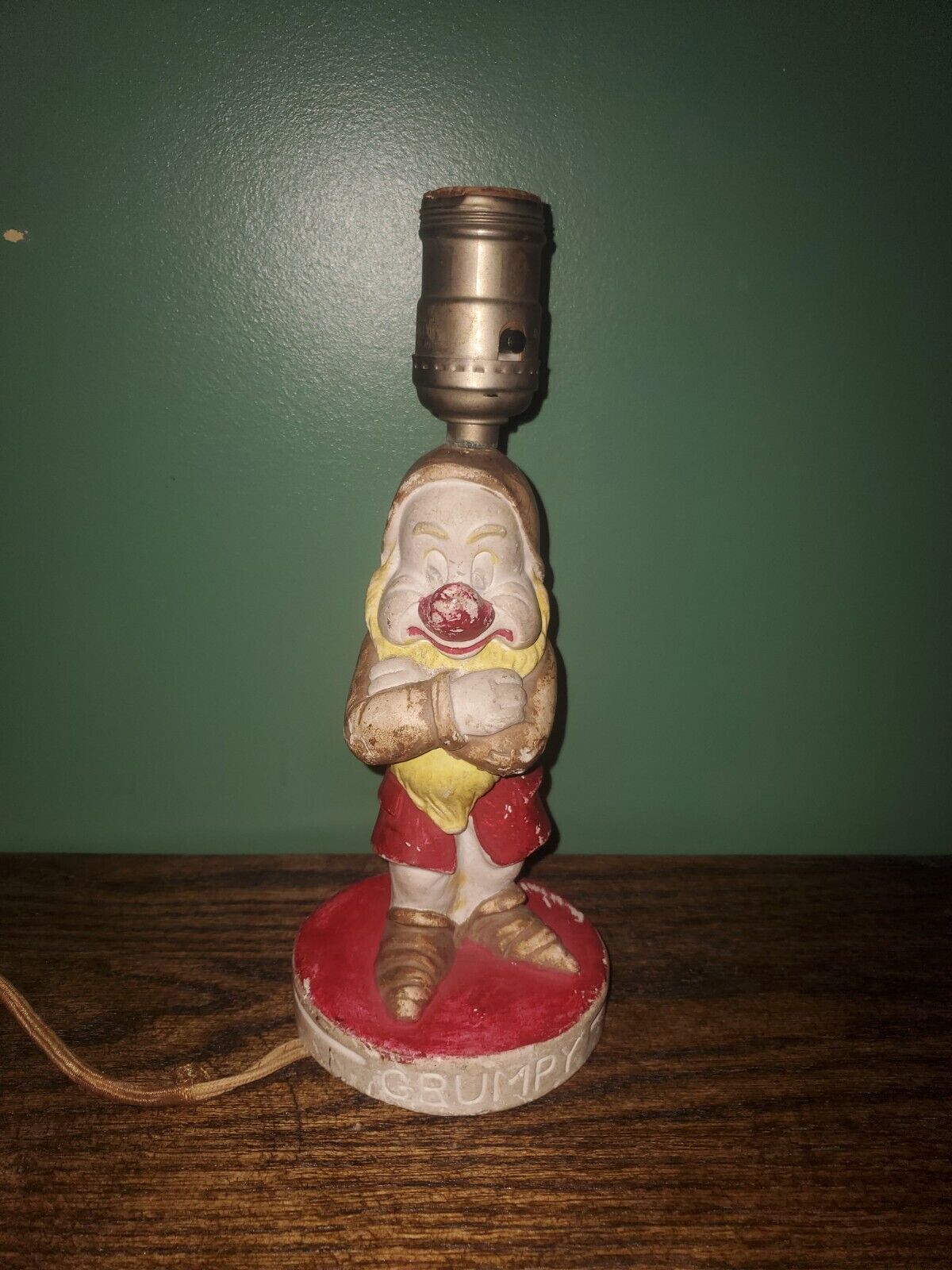 Vintage Walt Disney Enterprises Snow White Lamp 1938- Grumpy 9\