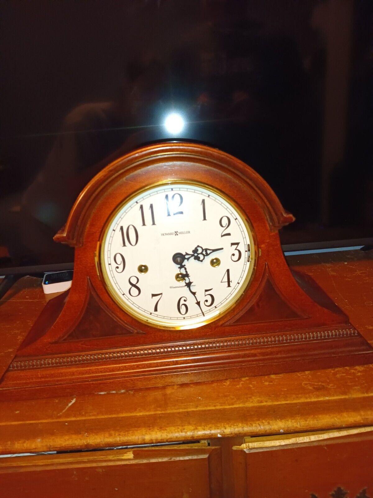Howard Miller Westminster Chime Mantle Clock 630-216