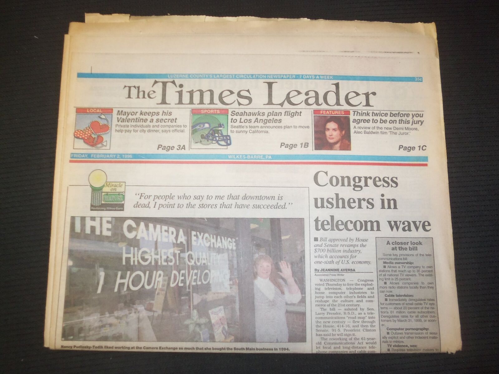 1996 FEB 2 WILKES-BARRE TIMES LEADER - CONGRESS USHERS IN TELECOM WAVE - NP 7605