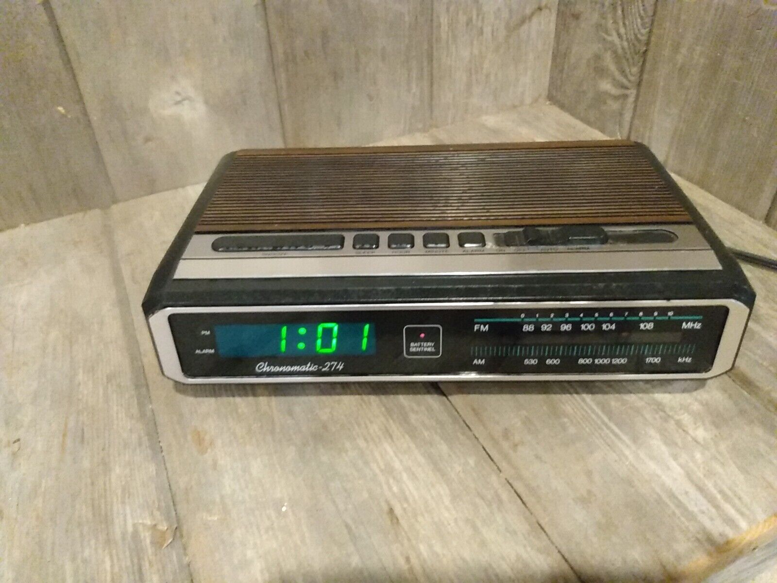 Vintage Chronomatic-274 Alarm Clock & Radio Simulated Wood Grain w/ Green LED