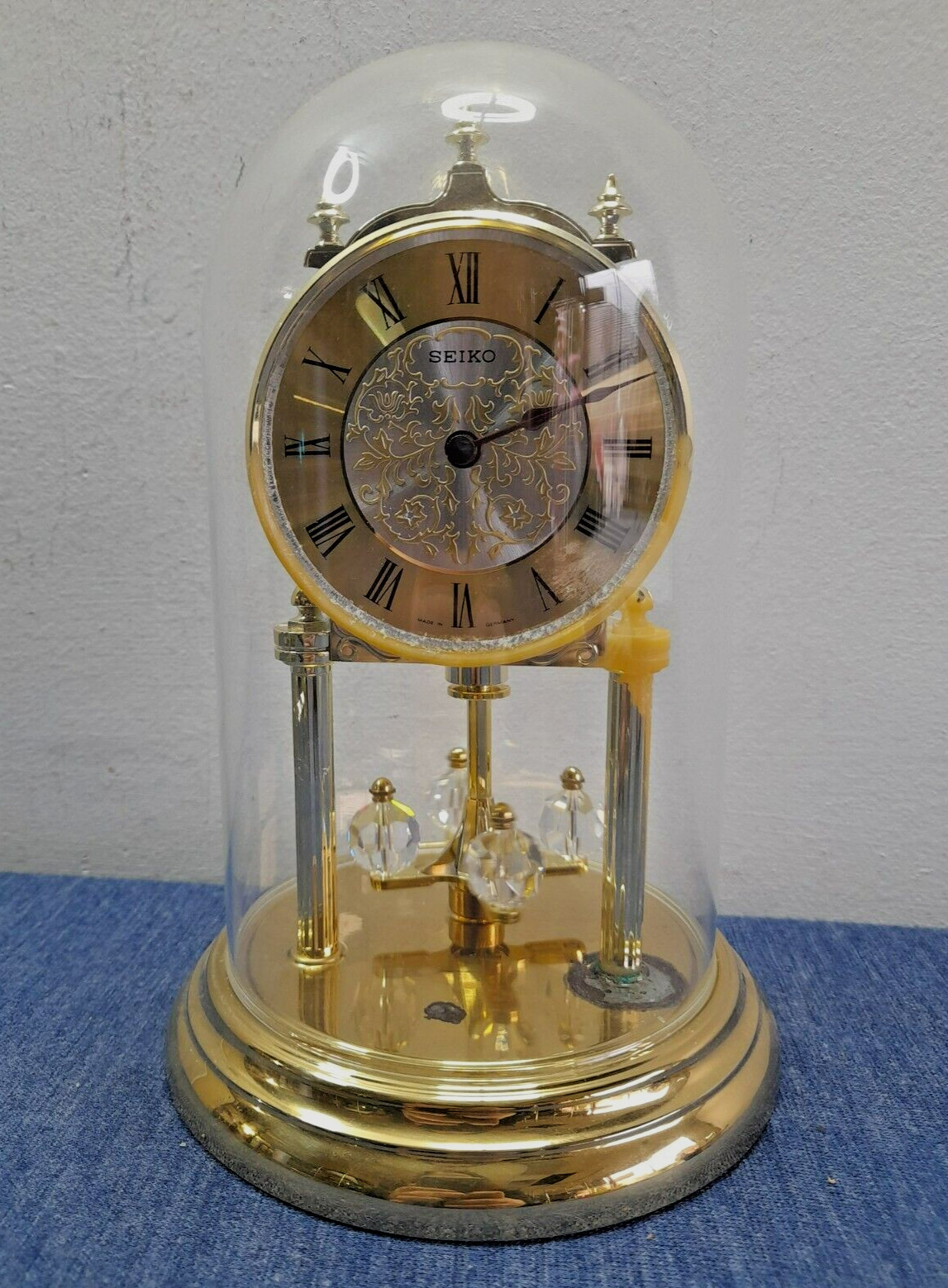 Seiko Quartz Anniversary Clock Glass Dome 10\