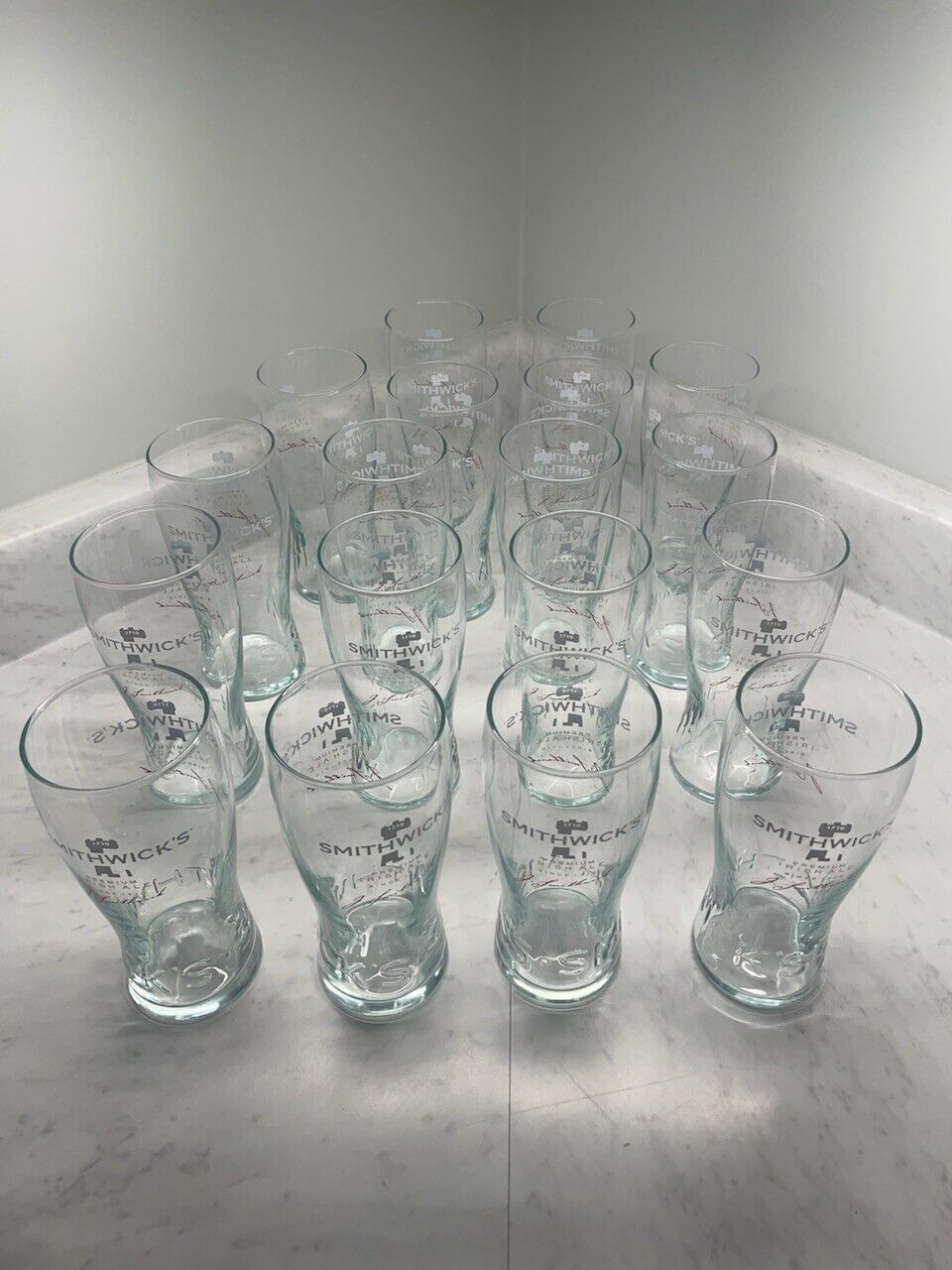 New Smithwicks irish ale set lot of 18  glasses imperial