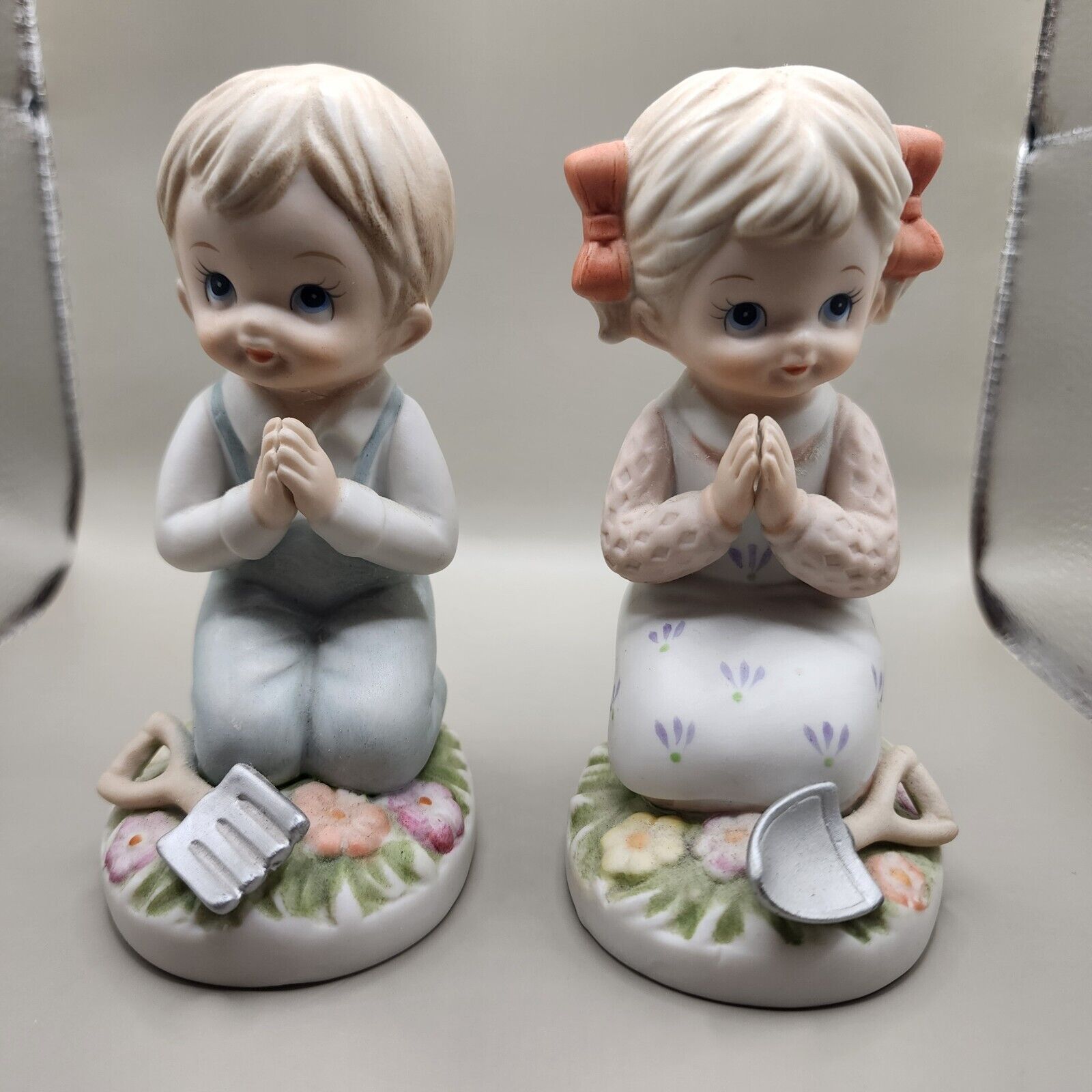 Vintage Homco Boy & Girl Kneeling Praying #1452- 4 3/4