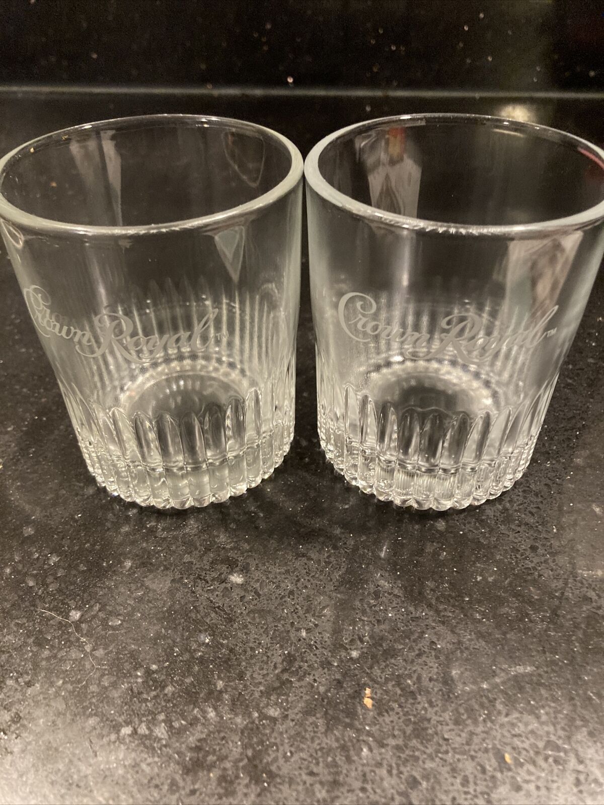 2020 Crown Royal Set of 2 Limited Edition Round Rib Base Cocktail Ships Same Day