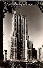 Chicago, Illinois - Palmolive Building - Vintage RPPC Postcard picture