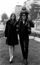 Roy Orbison with wife Barbara and son Wesley 22nd April 1970 Old Photo picture