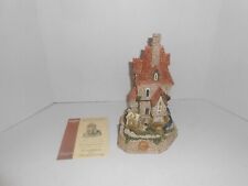 David Winter The House of Usher by Enesco w/key and COA and signed picture