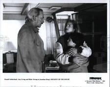 1994 Press Photo Donald Sutherland,Amy Irving in 