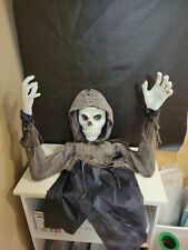 Vtg Gemmy Skull Ghost Sensor Activated Animated Halloween Prop (lights up/talks) picture