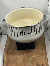 CHEFS ATELIER Light Grey 4.8 QT ENAMELED STEEL  Pot “Faith in Food” Lid Cast picture