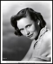 Hollywood Beauty TERESA WRIGHT STYLISH POSE 1950 ORIGINAL Paramount Photo 533 picture