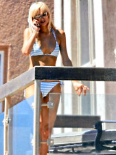 DB) Photograph Paris Hilton Candid Paparazzi Photo Balcony Bikini Sexy 1990s 4x6 picture