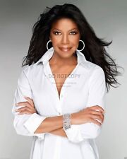 NATALIE COLE MUSIC ARTIST AND ACTRESS - 8X10 PUBLICITY PHOTO (FB-290) picture