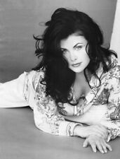 1990s Actress Sherilyn Fenn Picture Pin up Poster Photo Print 13x19 picture