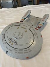 1992 Paramount Pictures-Playmates Star Trek USS Enterprise NCC-1701-D picture