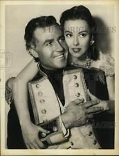 1957 Press Photo Actors Rex Reason and Adele Mara star in 