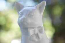 Vintage Herend Hungary White Porcelain Cat Figurine Kitty  Cottagecore picture