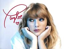 TAYLOR SWIFT Hand-Signed Autograph 7x5 inch Glossy Photo Original [NOT REPRINT] picture