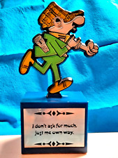ANDY CAPP Vintage Daily Mirror AVIVA Collectible Trophy Statue Vintage 1972 Rare picture
