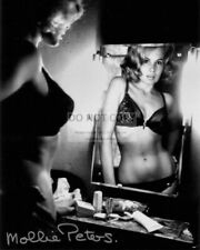 ACTRESS MOLLY PETERS PIN UP WITH *REPRINT* AUTOGRAPH - 8X10 PHOTO (RP011) picture