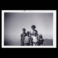 Old Vintage Photo 1961 MOTHER AND FOUR CHILDREN HORIZON picture