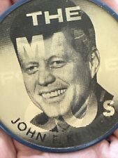 Original 1960 John F. Kennedy Man For The ‘60s Veri-vue PinBack Button RARE 3D picture