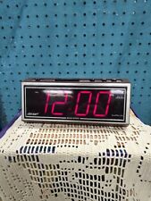 Vintage Montgomery Ward Dorset Alarm Clock #45-911100 Wood Grain Battery Backup picture