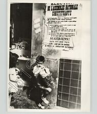 Bizarre ALGIERS Election POSTER Features Children at Grocery 1962 PRESS PHOTO picture
