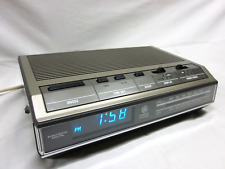 GE Clock Radio Vintage 7-4642A SUPER CLEAN Sounds & Looks Great HIGH QUALITY picture
