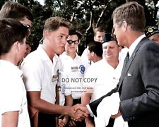 PRESIDENT JOHN F. KENNEDY GREETS BILL CLINTON AGE 16 IN 1963 8X10 PHOTO (EP-875) picture