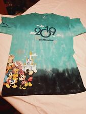 2019 Walt Disney World Tye-Dye T-Shirt Mickey Minnie Donald Blue Castle Med. New picture