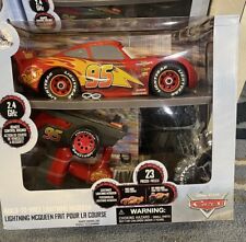 Disney Pixar Cars Build to Race Lightning McQueen Remote Control Car New In Box. picture