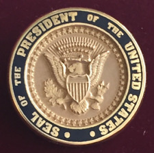 PRESIDENT JOHN F KENNEDY -RARE 10K GOLD OVAL OFFICE STAFF PIN- WHITE HOUSE-ISSUE picture