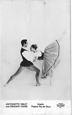 Antoinette Sibley Graham Usher Giselle Peasant Pas de Deux - Ballet Photo (#189) picture