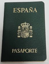 VINTAGE SPAIN 🇪🇸 PASSPORT ISSUED IN 1983 & EXPIRED 1988 picture