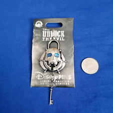 Disney Unlock The Evil Captain Hook Disney Villains LE Dangle Pin picture