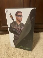 DC Collectibles 1/6 scale CW Series Arrow (Stephen Amell) statue picture
