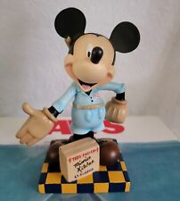 Mickey On The Move 6