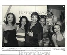 1998 Press Photo Members of the Spice Girls with John Elton in 