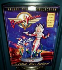 Space Vixens (CAPTAIN FELICILY BLISS) Deluxe Statue Collection picture